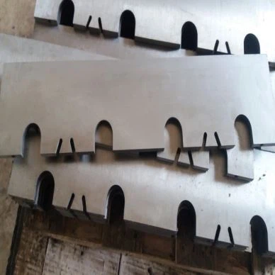 Chipper kayu pisau